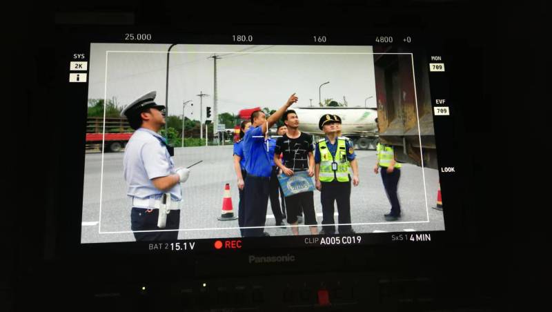 沿滩区TVC拍摄：用专业镜头助力品牌曝光，让广告触达更多目标用户！